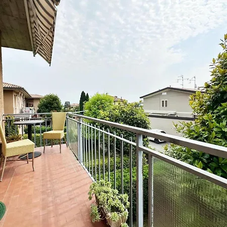 Casa Dell'ulivo E Stato Ristrutturato * Desenzano del Garda